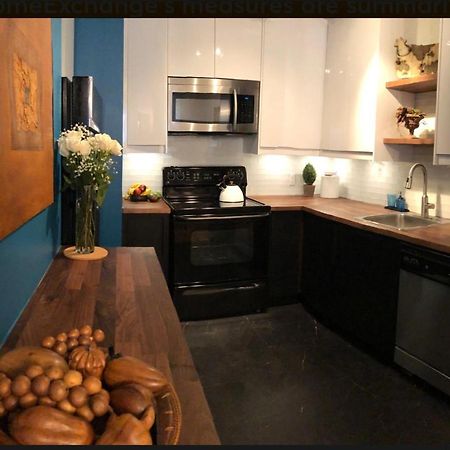 Le P'Tit Cousin Apartment มอนทรีอัล ภายนอก รูปภาพ