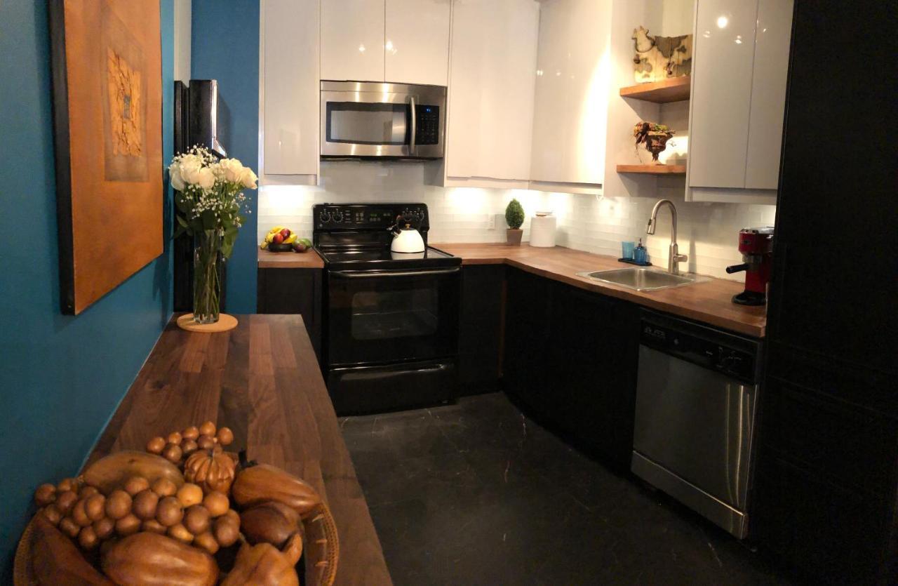 Le P'Tit Cousin Apartment มอนทรีอัล ภายนอก รูปภาพ